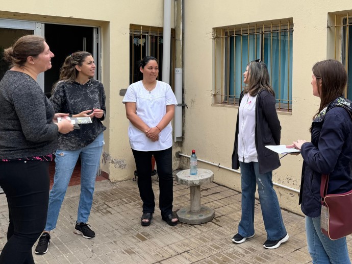 Coordinan la recepción de aceite vegetal usado en la Escuela Especial