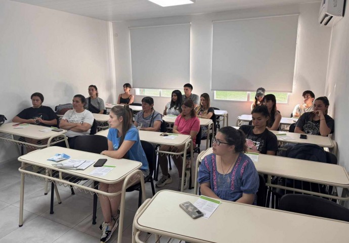 Promueven la Tecnicatura Universitaria en Bromatología y Ambiente