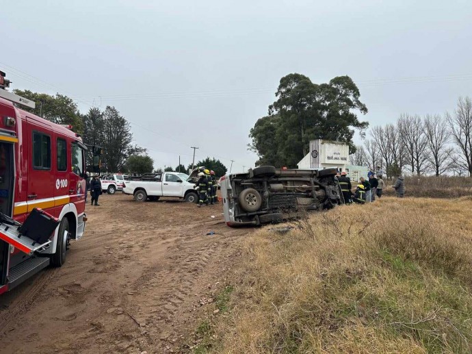 Dos camionetas colisionaron en zona rural