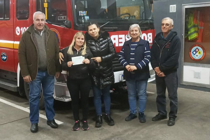 Bomberos Voluntarios entregó premios de su rifa