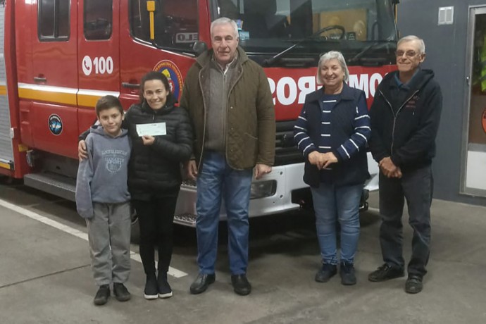 Bomberos Voluntarios entregó premios de su rifa