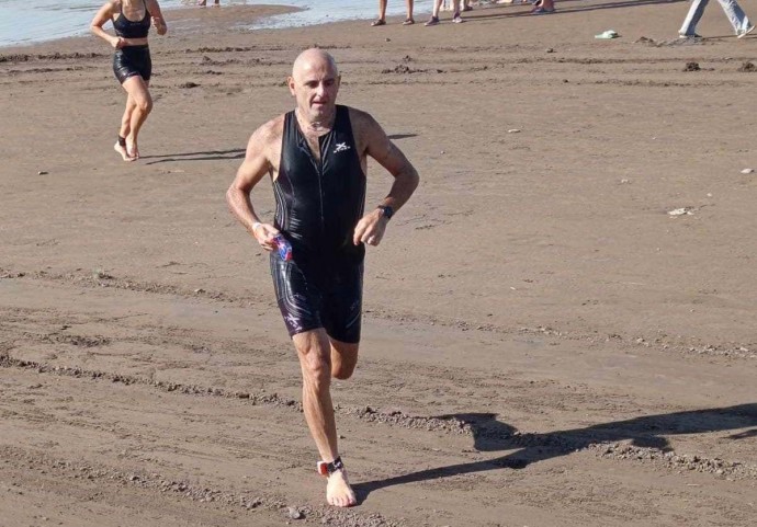 El salliquelense Hernán “Nacho” González participó del Triatlón Regional