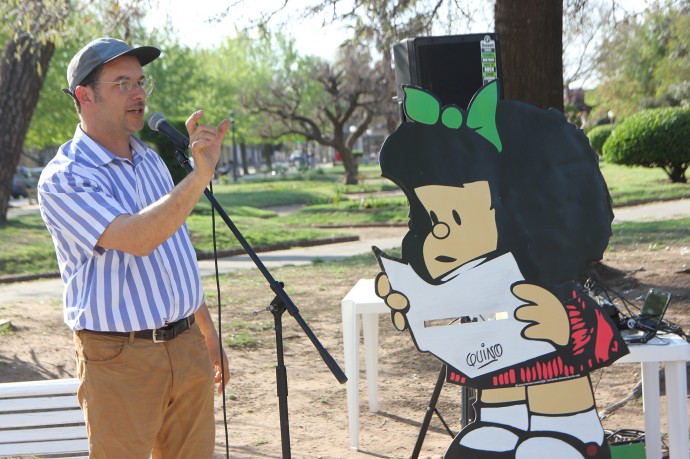 La escultura de Mafalda ya se encuentra en la plaza principal